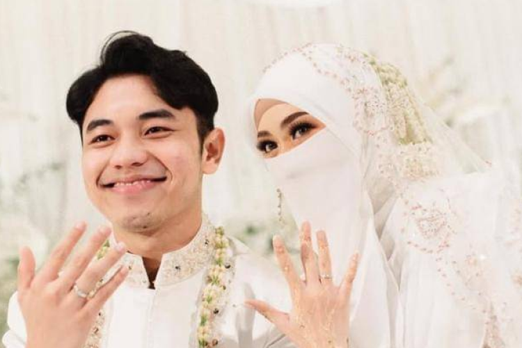 Biodata & Profil TinAndrose Istri Sah Fiki Naki yang Baru Saja Menikah, Penulis Buku Tema Reflektif dan Spiritual yang Viral