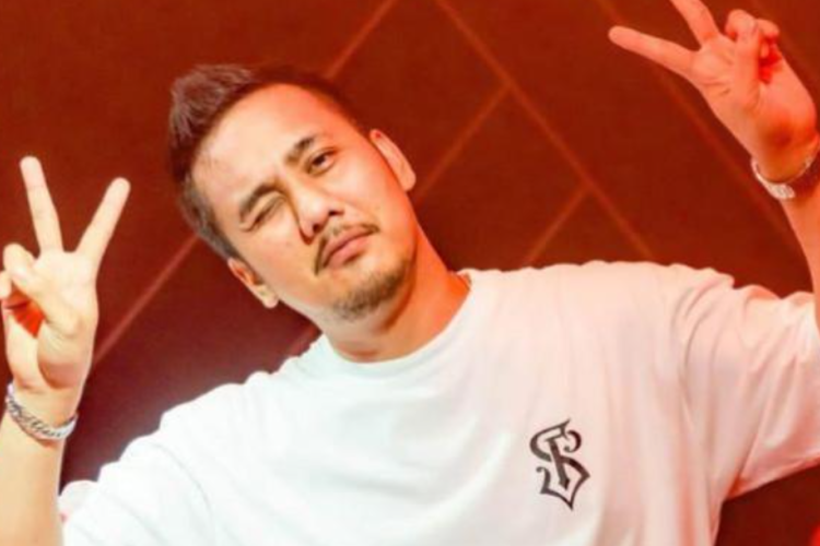 Resmi Jadi Tersangka! Begini Kronologi DJ Parlin Sembiring Tabrak Tukang Becak Hingga Tewas