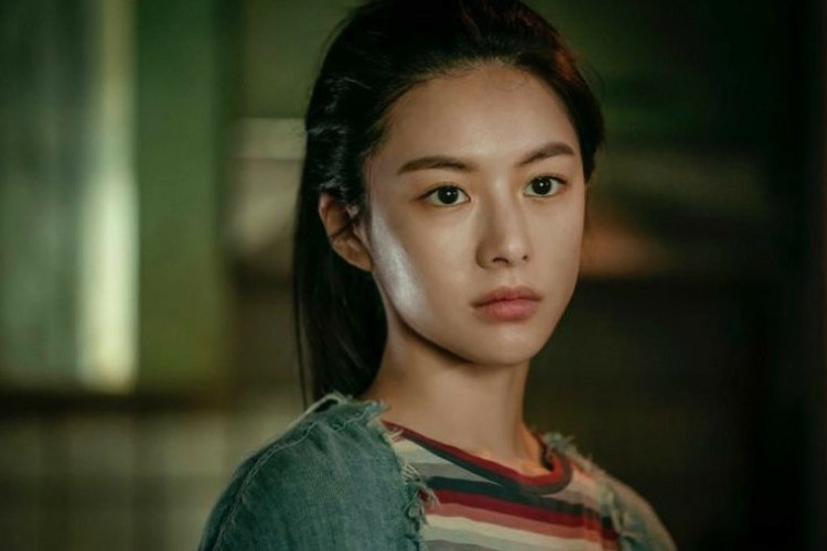 Go Youn Jung dan Koo Kyo Hwan Colabs di Drakor Terbaru Everyone Is Fighting Against Their Own Worthlessness