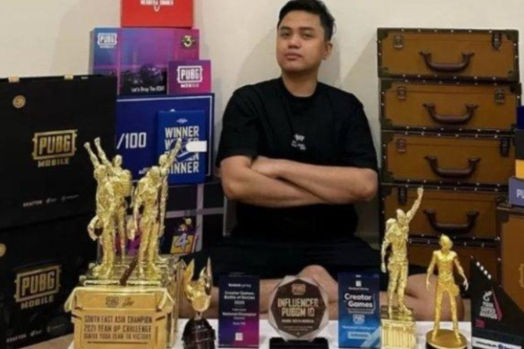 Raih Gelar Conqueror Top 1 PUBG Mobile 2025 Se-Asia Satu Satunya dari Indonesia, Ini Tips dan Trik Ala Fauzan!